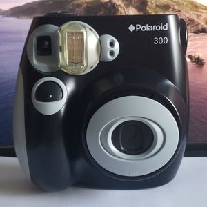 BRAND NEW Black Polaroid